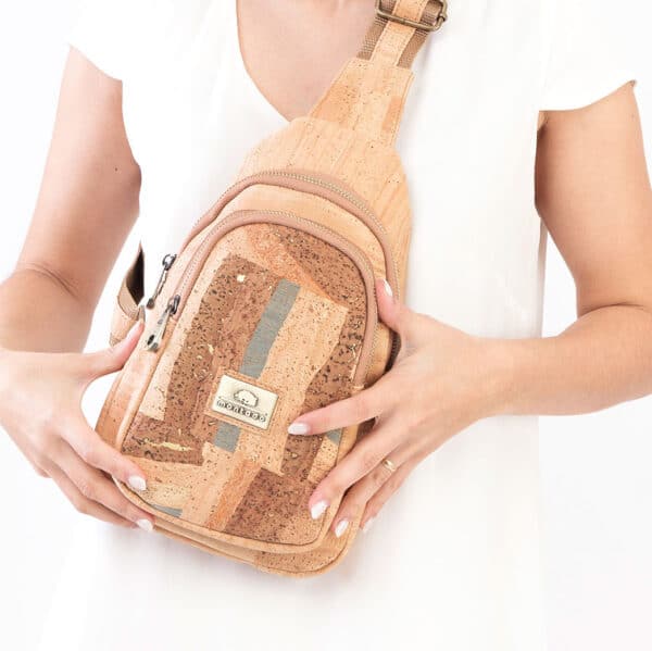 Brusttasche aus Kork «Parquet»